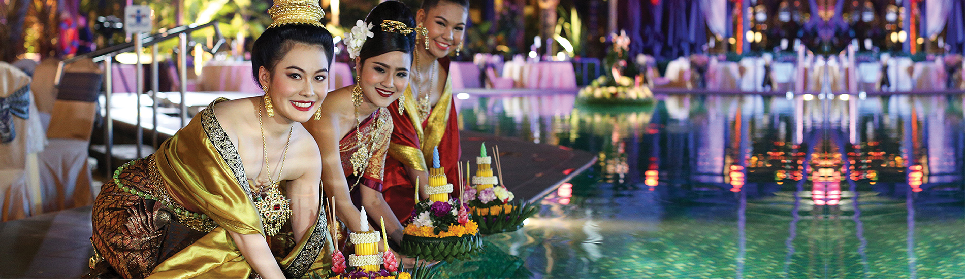 Celebrates Loy Krathong at Shangri-la Hotel Bangkok
