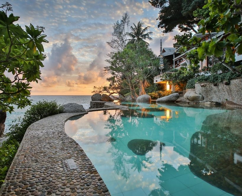 Mom Tri’s Villa Royale – A Timeless Seaside Sanctuary in Phuket